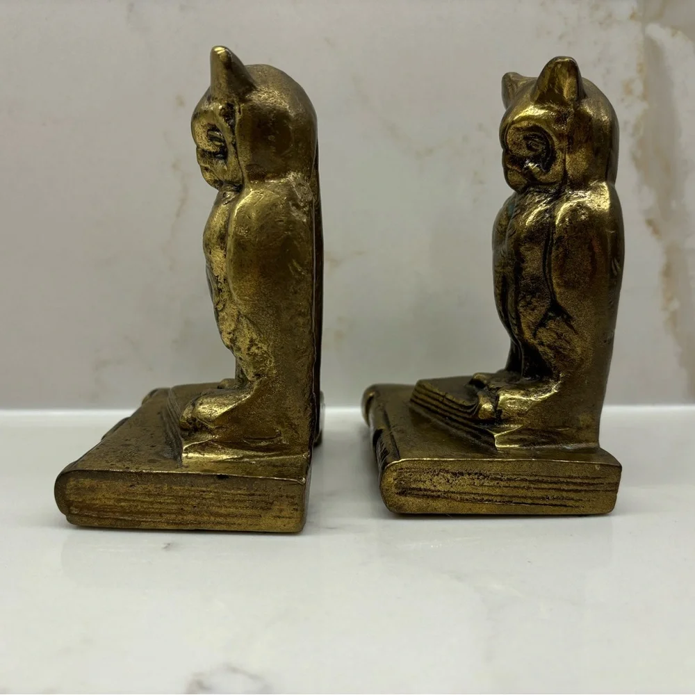 Vintage Pair of Heavy Brass Owls on Books Bookends Riverside Brass Canada - Picture 3 of 5